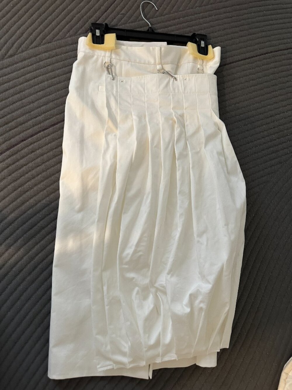 Tibi Chino Convertible Pleated Skirt (Retail price: $745.00) - Picture 7 of 10